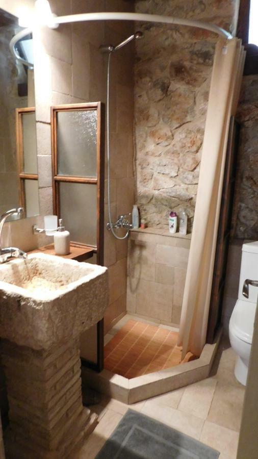 Agoriani Art Suite - 4 Seasons' Natural Living Lilaia Ngoại thất bức ảnh